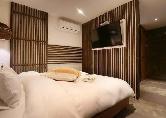 Yaja Jongno 2* ソウル特別市